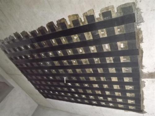 陈场镇楼板加固